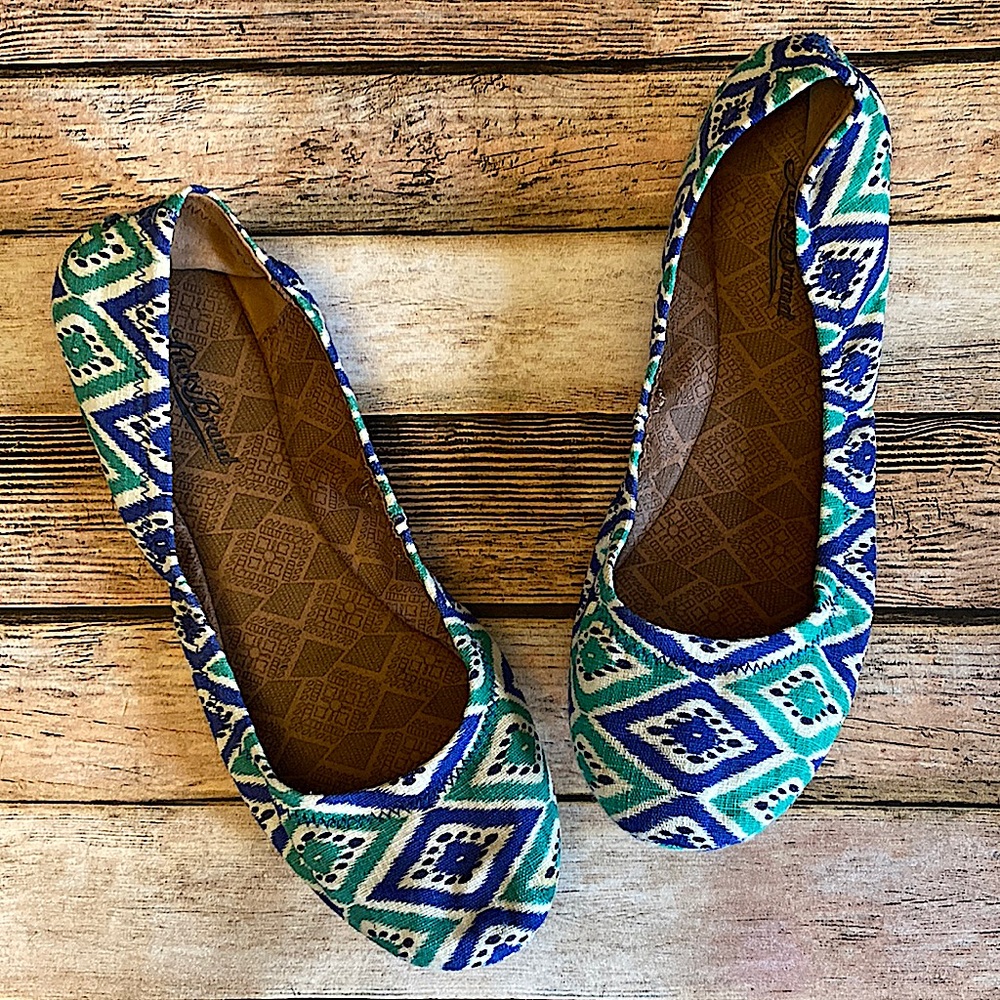 Lucky Brand Emmie 8 1/2M Western flats preowned with little wear
